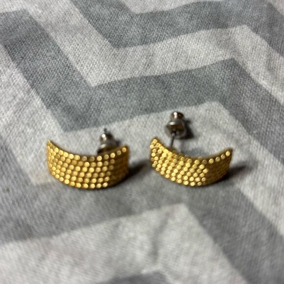 Monet Goldtone Post Earrings Excellent Preloved Condition - Picture 7 of 8